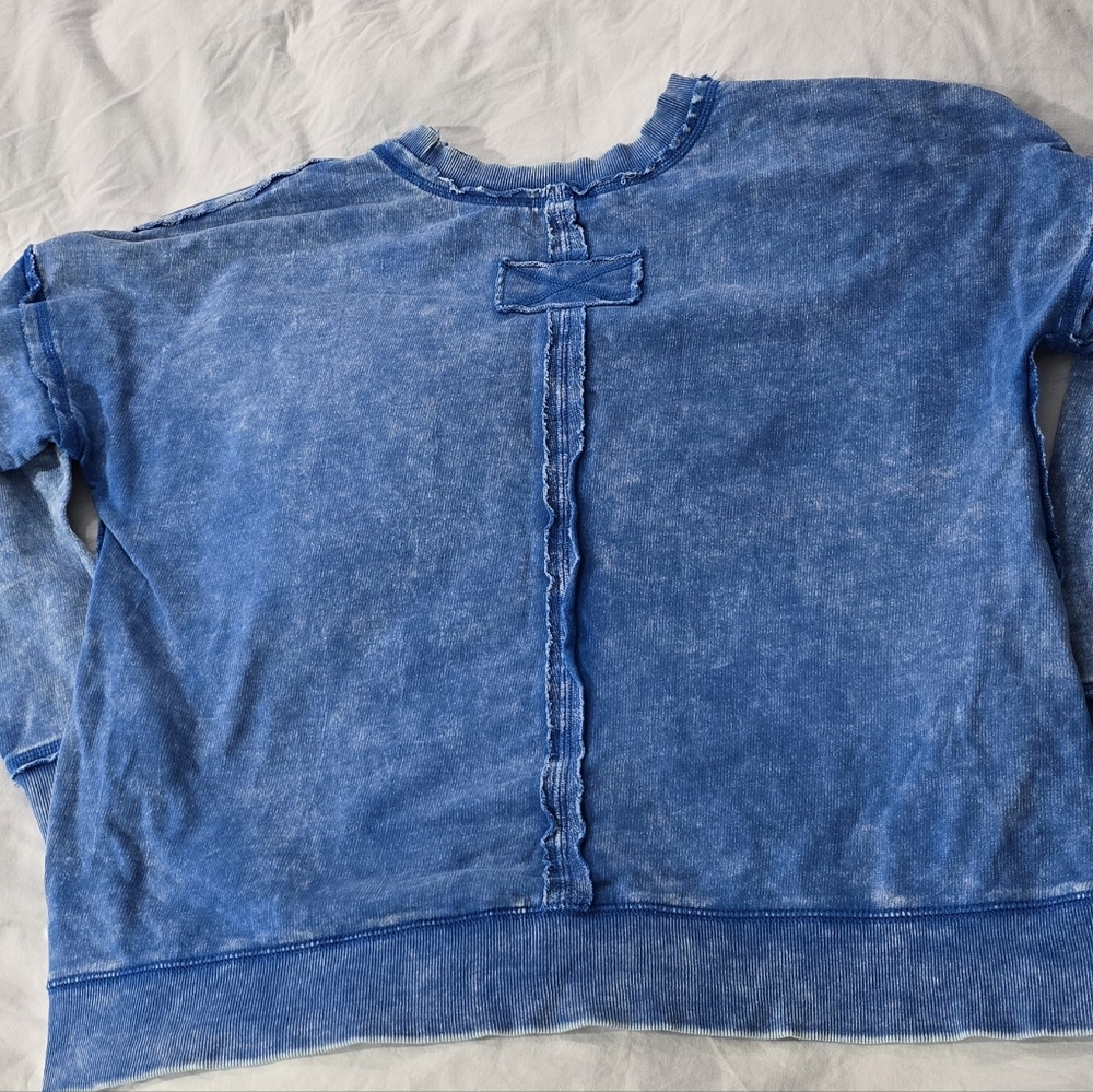 Blue Denim-Style Women's Top - Picture 2 of 8